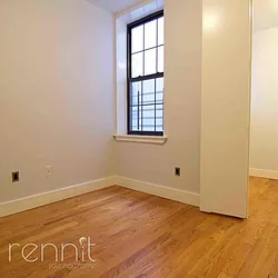 Rented by Rennit Inc.