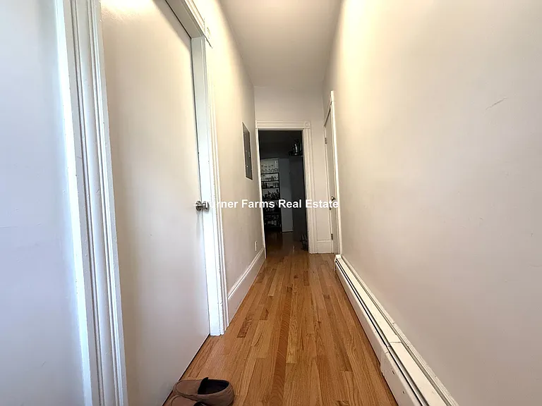 2 Ivaloo St #1A — Photo 2