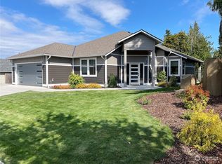 41 Morgison Loop, Sequim, WA 98382