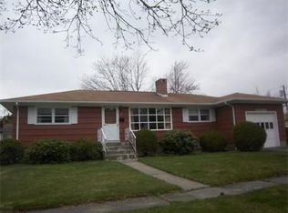 57 Thornton Rd, Worcester, MA 01606