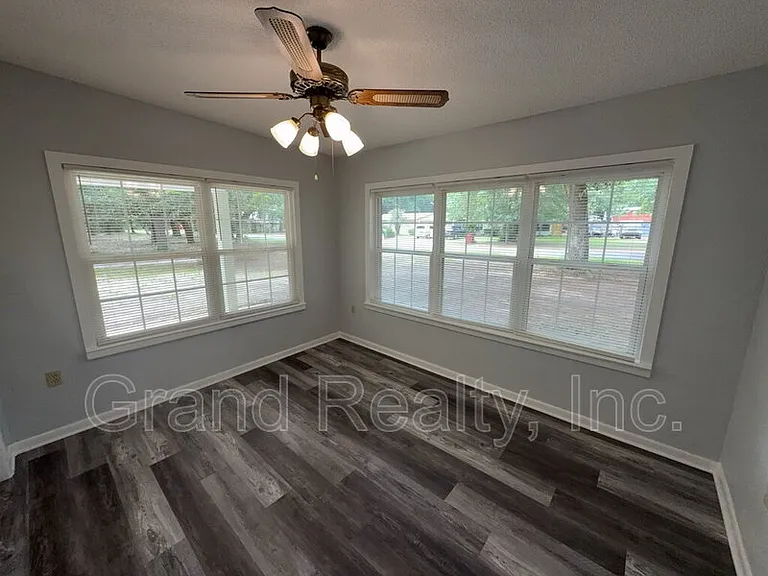3693 Scoggins St — Photo 11