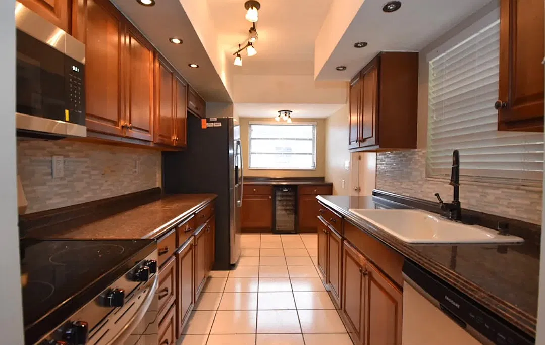 3 bed, $1,600 — Photo 4