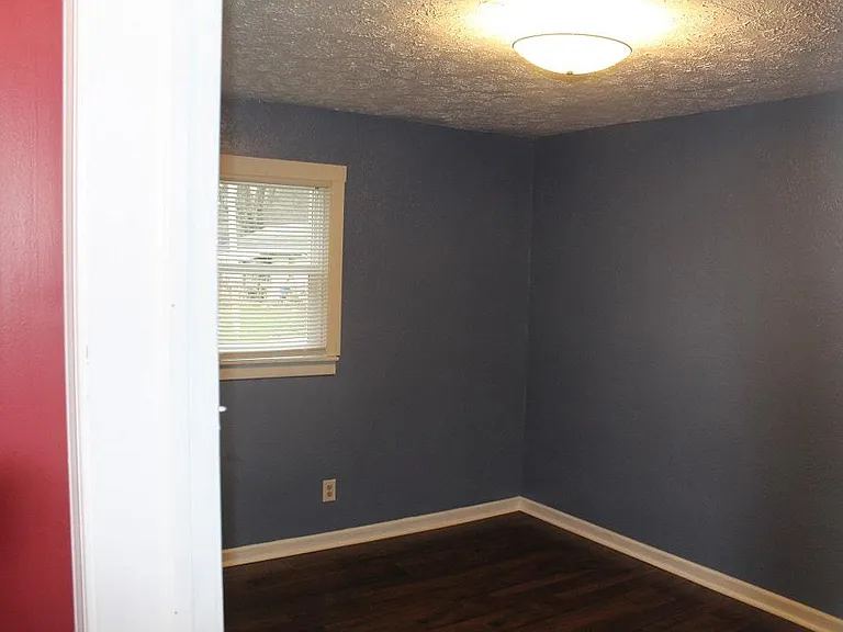 203 S Clark St — Photo 18