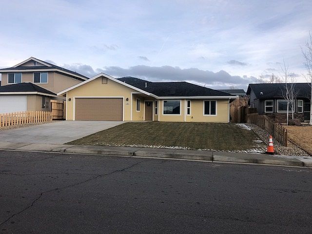 1st image of 1085 Overlook Dr