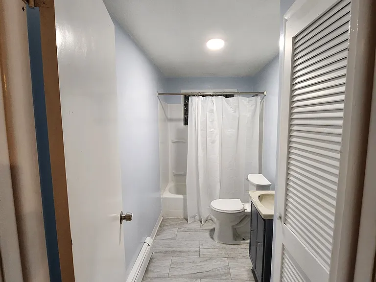 40 S Ryan St #2 — Photo 6
