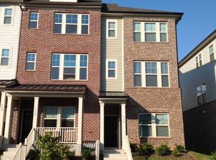 510 Village Loop Dr, Apex, NC 27502