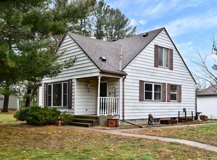 812 6th St W, Wabasha, MN 55981