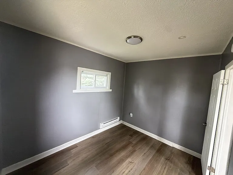4144 Hyde Ave — Photo 8