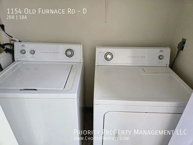 1154 Old Furnace Rd #D — Photo 7