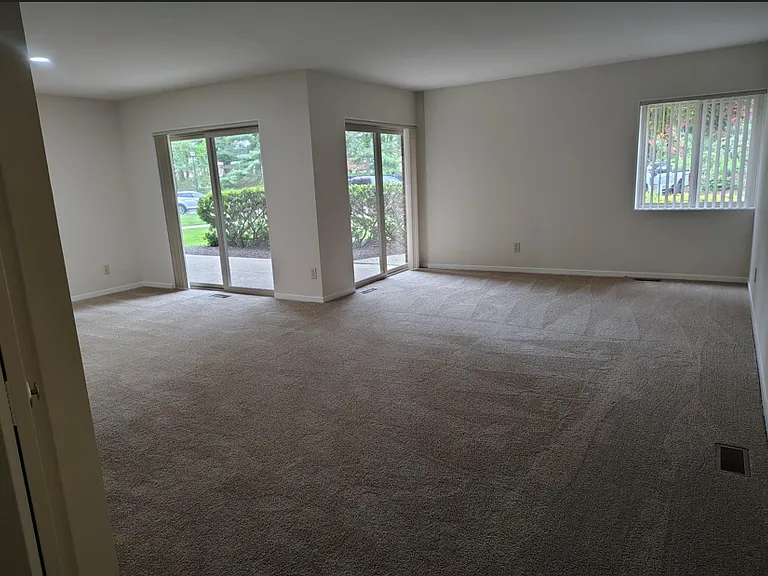 Residences at Pomona Park — Photo 26
