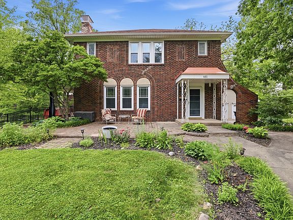 2nd image of 601 Highwood Ave