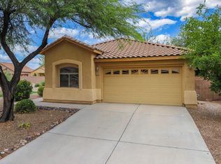 10489 E Bonpland Willow Dr, Tucson, AZ 85747