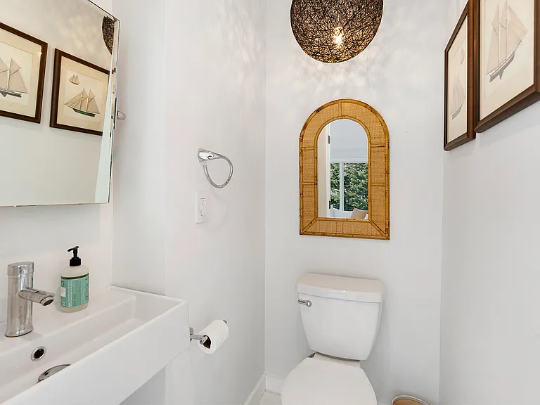 50 Manor Ln N — Photo 13
