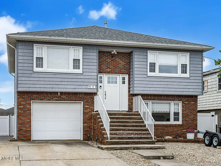 39 Green Island Rd — Photo 2