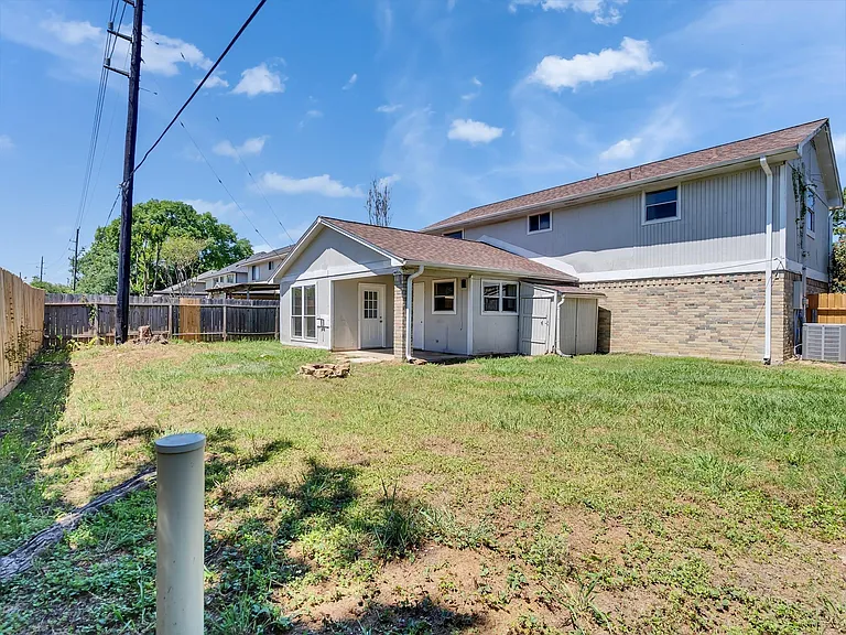4511 Tangle Creek Ln — Photo 24