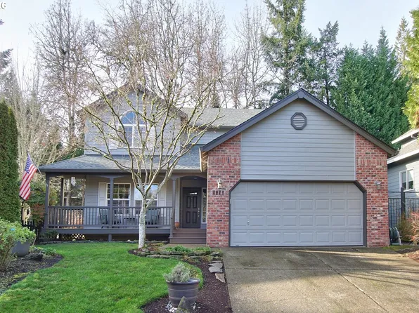 1943 NE 51st Ave, Hillsboro, OR 97124