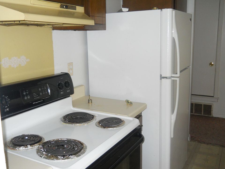 2nd image of 2837 Sonora Dr APT 1