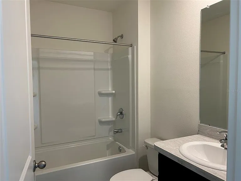 17218 Reserva Dr — Photo 16