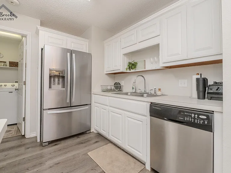 1505 City View Dr — Photo 17