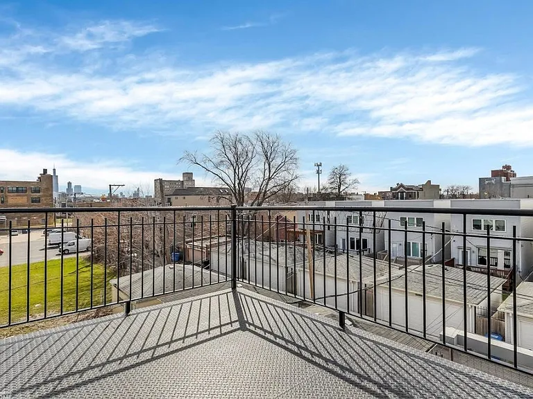 2551 W Washington Blvd #3 — Photo 6