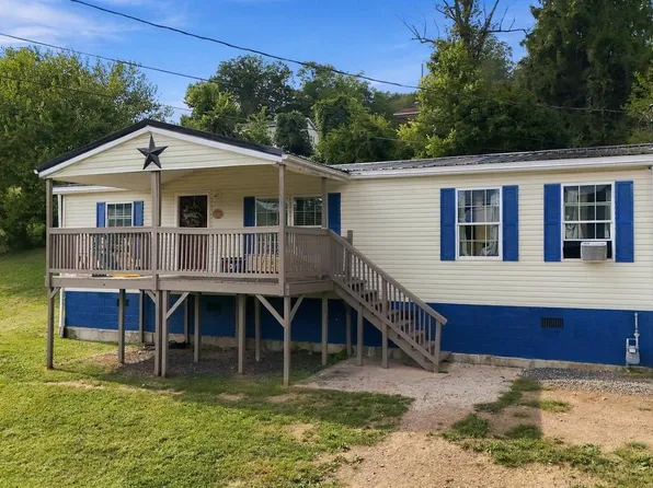 422 Spruce St, Westernport, MD 21562