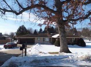 4667 Treeview Ter, Rockford, IL 61109