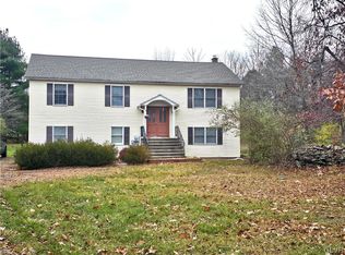 211 Ellen Ct, Reeders, PA 18352