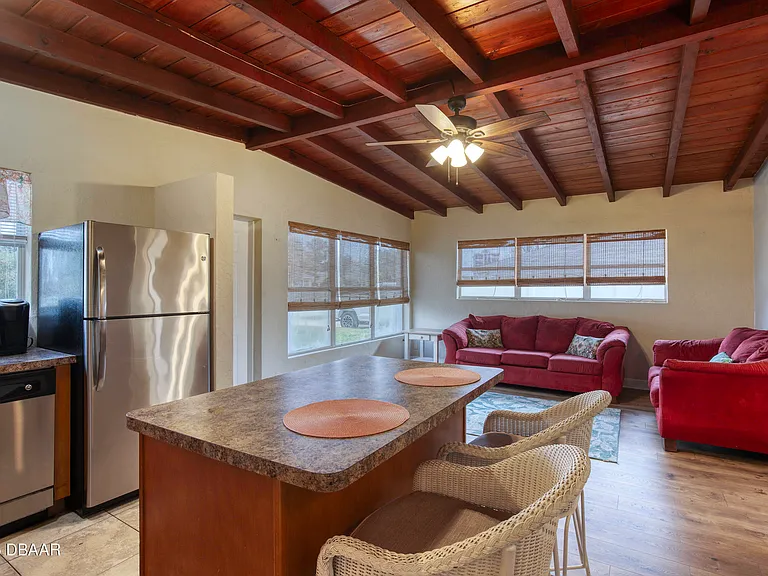 114 Lynnhurst Dr — Photo 13