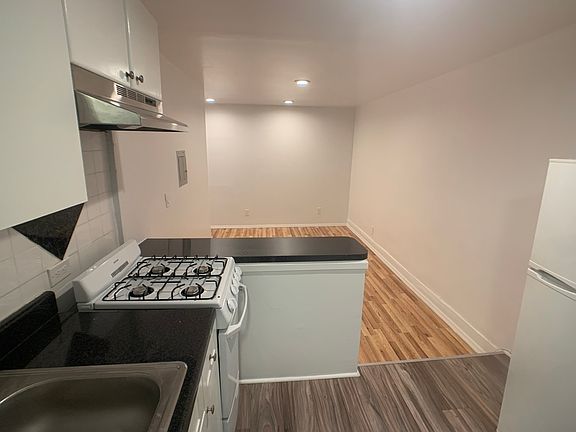 4th image of 4125 48th St APT 6