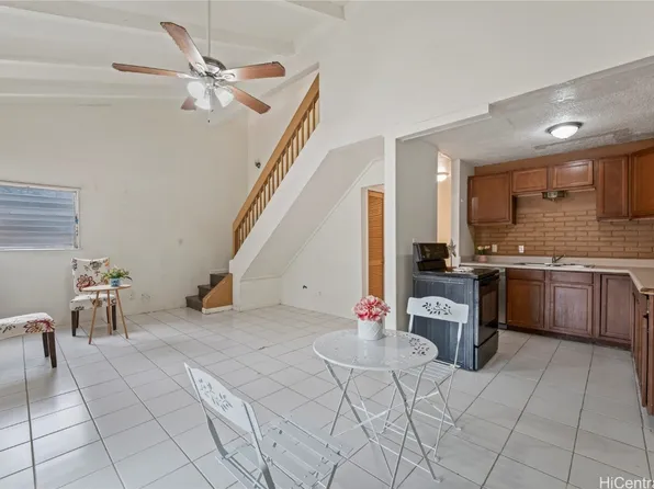 87-1550 Farrington Hwy APT C1, Waianae, HI 96792