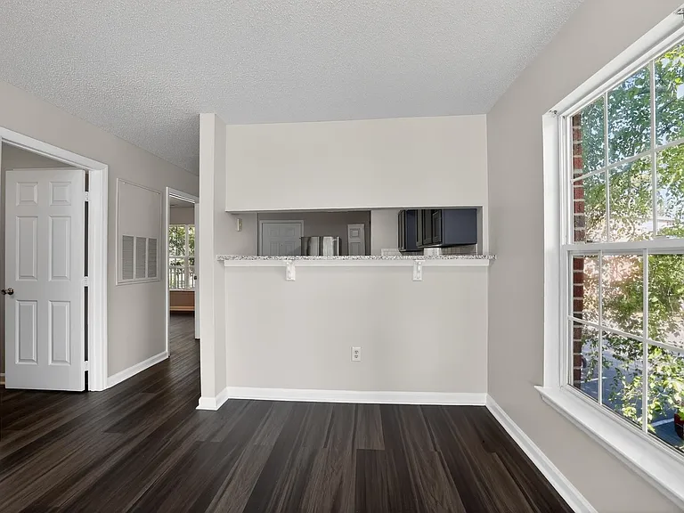 4246 Villas Dr #704 — Photo 5