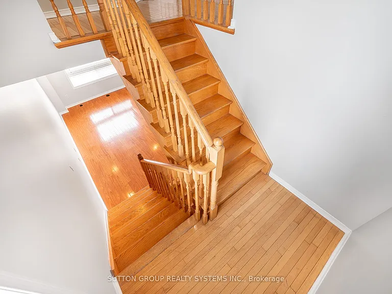 6556 Opera Glass Cres S — Photo 23