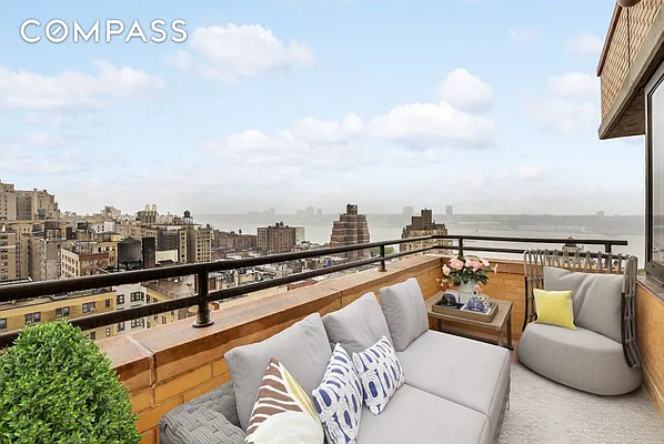 Rented by Compass | media 2