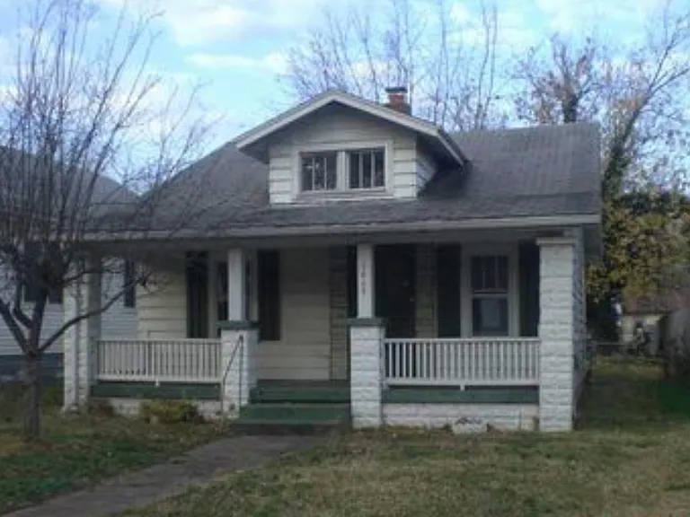 1407 Lodge Ave — Photo 1