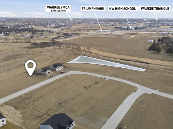 1365 NW Linda Ln, Waukee, IA 50263