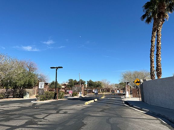 3rd image of 6073 Falconer Ave