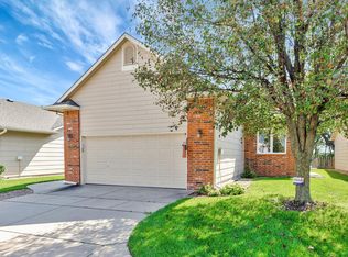 13713 E Whitewood Cir, Wichita, KS 67230
