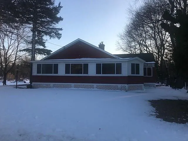 2014 Saltsman Rd photo 1