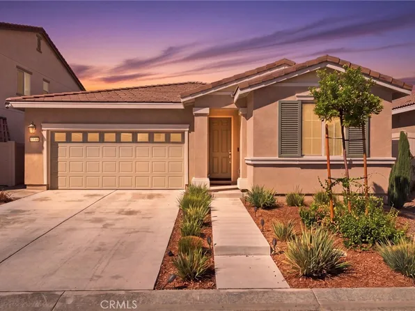 1744 Plume Ln, San Jacinto, CA 92583