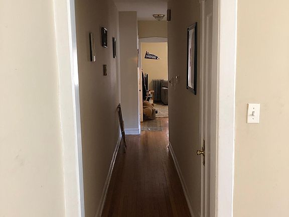 3rd image of 548 Elmwood Ave APT 1