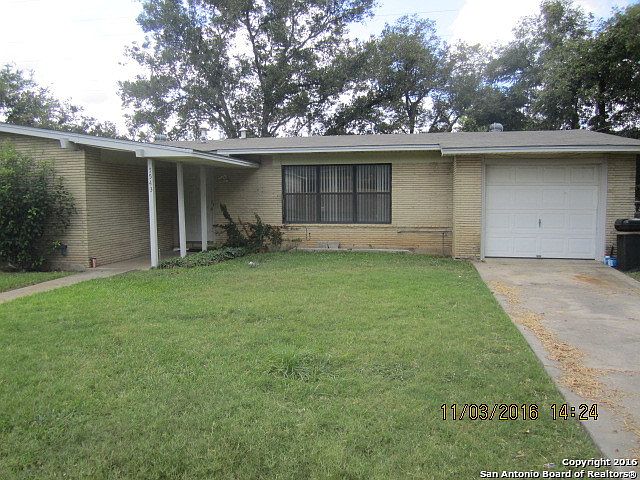 1st image of 7543 Dell Oak Dr