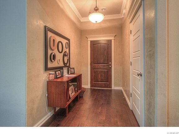 3rd image of 14558 Courtney Dr