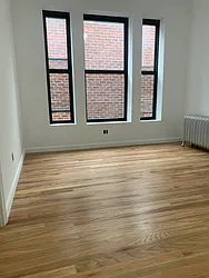 Rented by M.Grossman R.E. Management