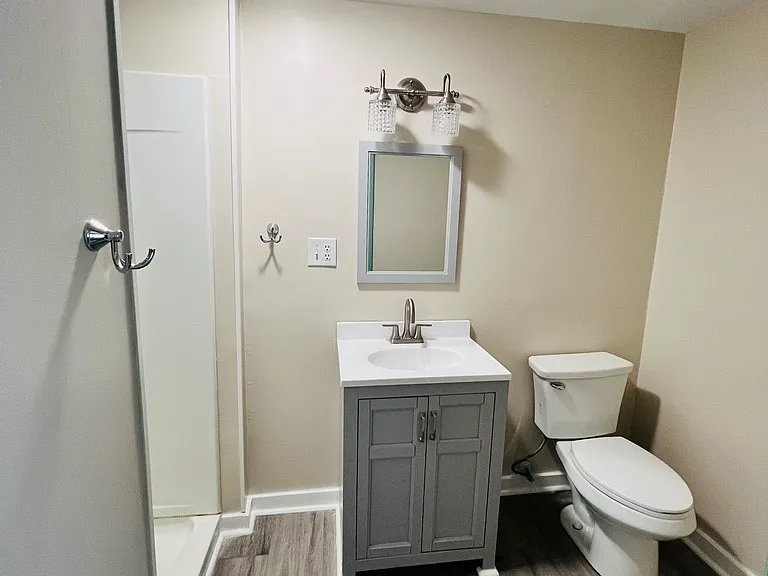 501 Vine St — Photo 10