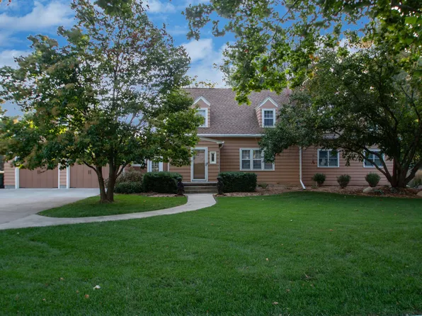 4334 Country Club Blvd, Sioux City, IA 51104