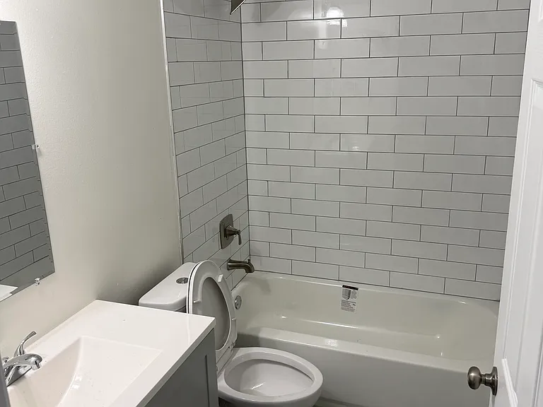 6089 Malcone Ln — Photo 2