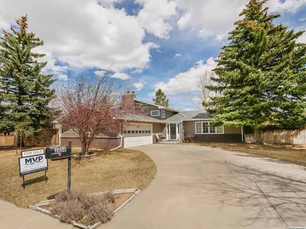 2609 Overland Rd, Laramie, WY 82070