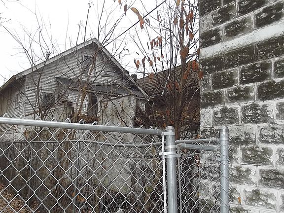 2nd image of 1030 Cecil Ave
