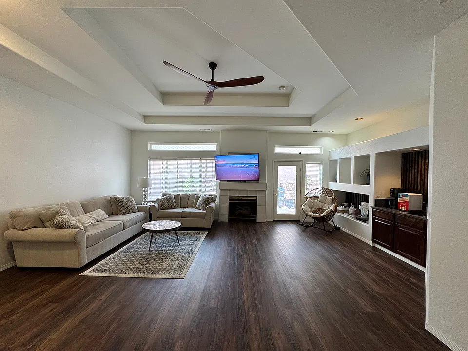 1503 N Montana Ct