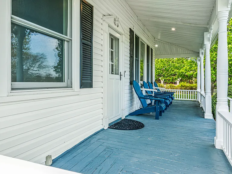 96 Lake Ave — Photo 41